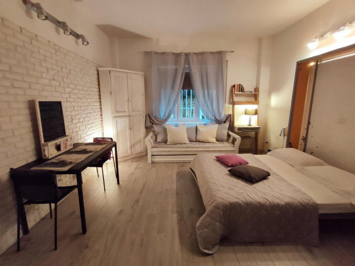 White Apartment Roma Eksteriør bilde